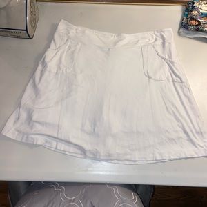 brand new white fresh produce skort